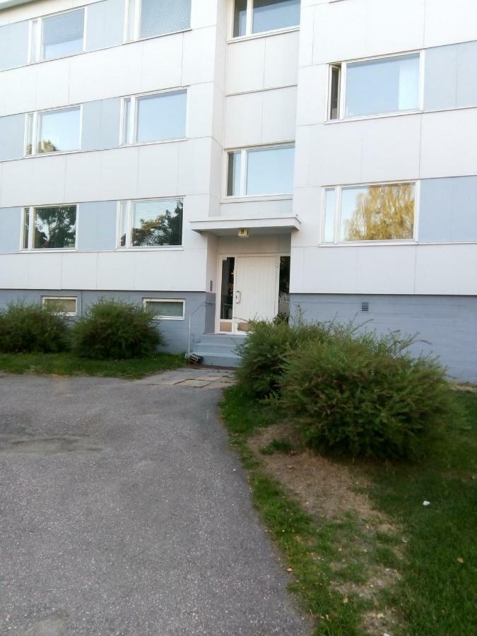 Parantolankatu Modern One Room Apartment Hyvinkää Exterior foto